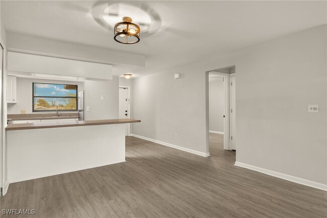 property at 3935 Country Club Blvd