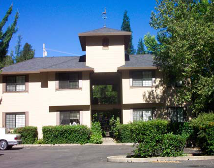 Spincrest Apartments in Placerville, CA - Foto de edificio