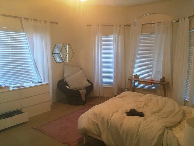 property at 311 E 38th St