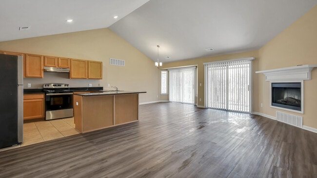 property at 5593 Stoney Pl N