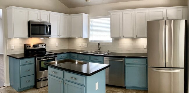 property at 6 Tivoli Garden Ct