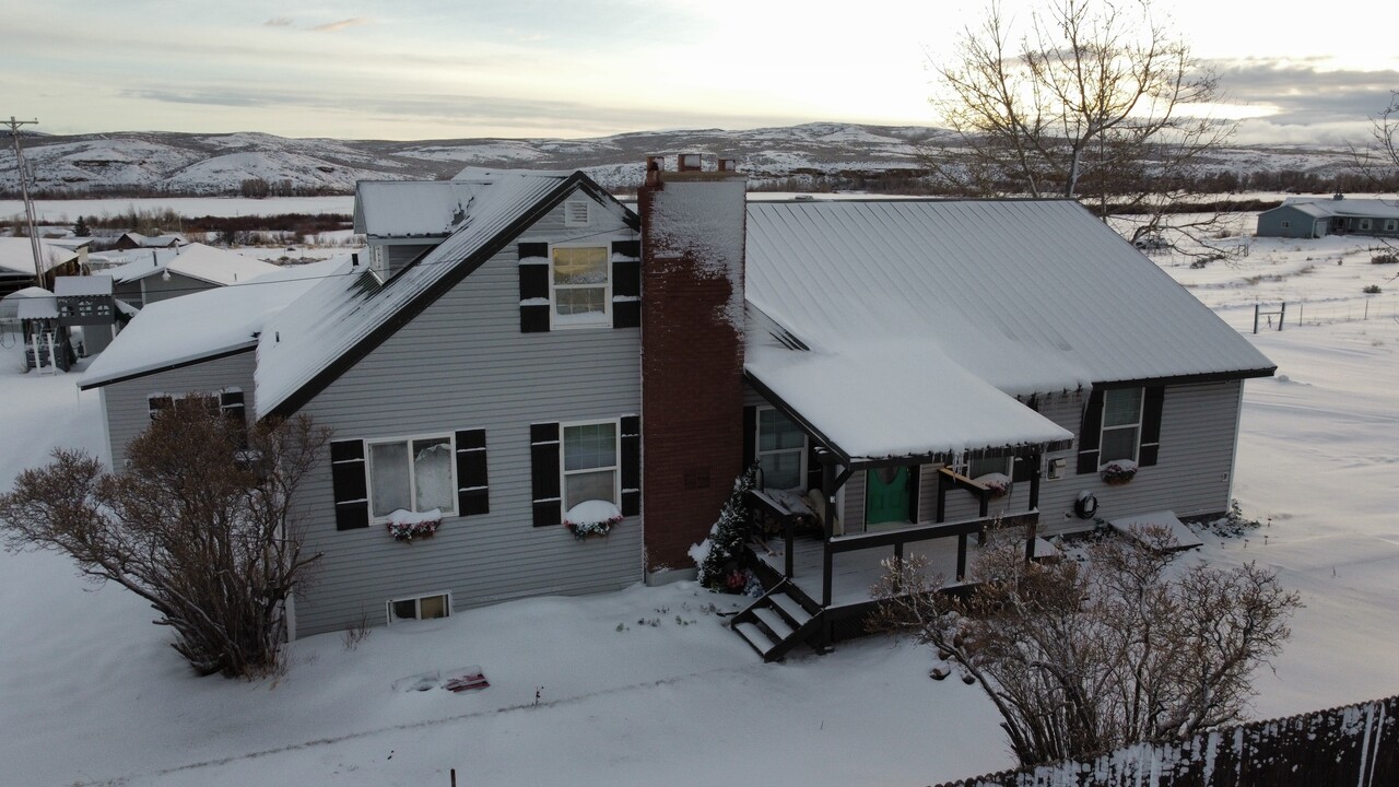 2661 WY-150 in Evanston, WY - Building Photo