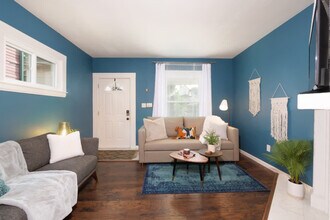 2156 W 34th Pl, Unit SI ID1496033P in Cleveland, OH - Building Photo - Building Photo