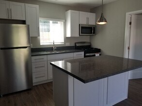 5053 63rd St in San Diego, CA - Building Photo - Building Photo