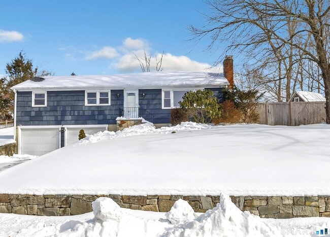 property at 139 Walnut Tree Hill Rd