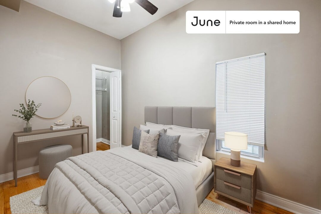 Room in Shared 3 bed/1 bath home in Chicago, IL - Foto de edificio