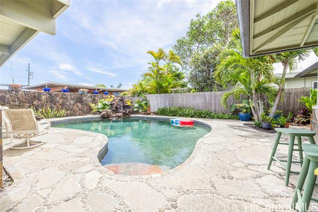 337 N Kainalu Dr in Kailua, HI - Building Photo - Building Photo