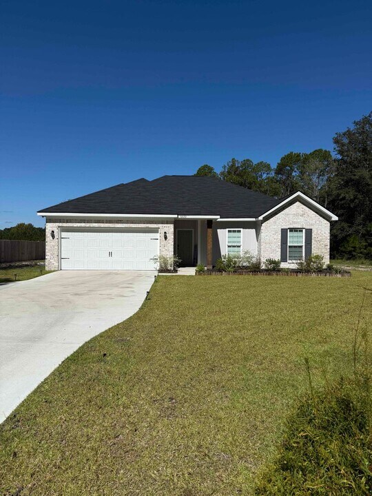 10033 Tibet Rd in Allenhurst, GA - Building Photo