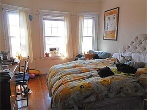 17 Ames St-Unit -1 in Somerville, MA - Building Photo - Building Photo