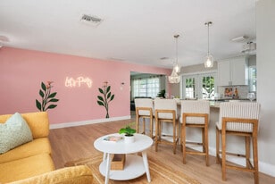 1775 Eaton Dr in Clearwater, FL - Building Photo