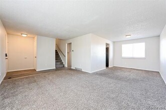 1059 S Joplin Way in Aurora, CO - Building Photo - Building Photo