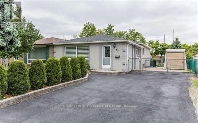 83 Fallingdale Crescent in Brampton, ON - Building Photo