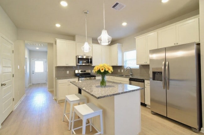 12596 Canyon Falls Boulevard in Willis, TX - Building Photo - Building Photo