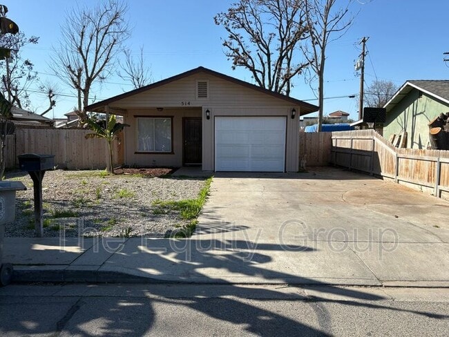 property at 514 N Summers St