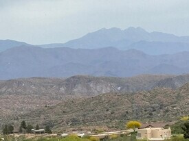 43003 N Old Mine Rd in Cave Creek, AZ - Building Photo