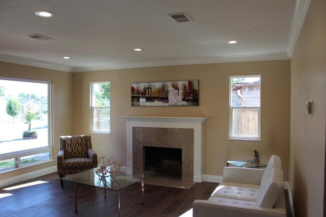 1376 Bouret Dr in San Jose, CA - Building Photo - Building Photo