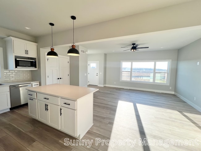 4838 Romaine Rd in Fitchburg, WI - Building Photo - Building Photo