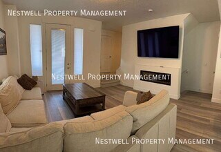 11064 S Lake Run Rd in South Jordan, UT - Building Photo - Building Photo