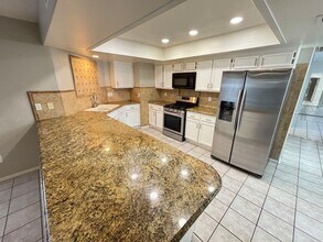 3713 N White Plains Dr in Las Vegas, NV - Building Photo - Building Photo