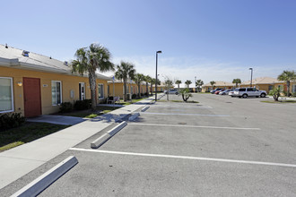 1022 W Ventura Ave in Clewiston, FL - Building Photo - Building Photo