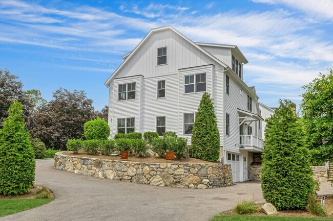property at 115 Seminary St