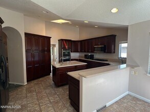 3245 Marthiam Ave in Reno, NV - Building Photo - Building Photo