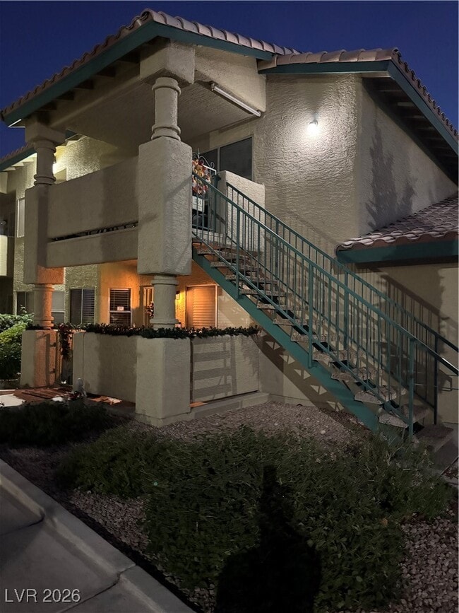 property at 304 S Buffalo Dr