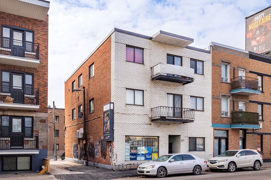 5210 D'iberville St in Montréal, QC - Building Photo