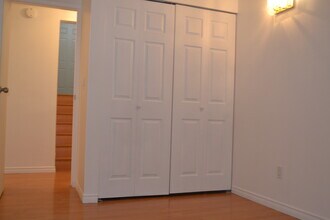 2690 Kingsford Av in Burnaby, BC - Building Photo - Building Photo