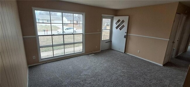 3305 Chippewa Ln in St. Joseph, MO - Building Photo - Building Photo