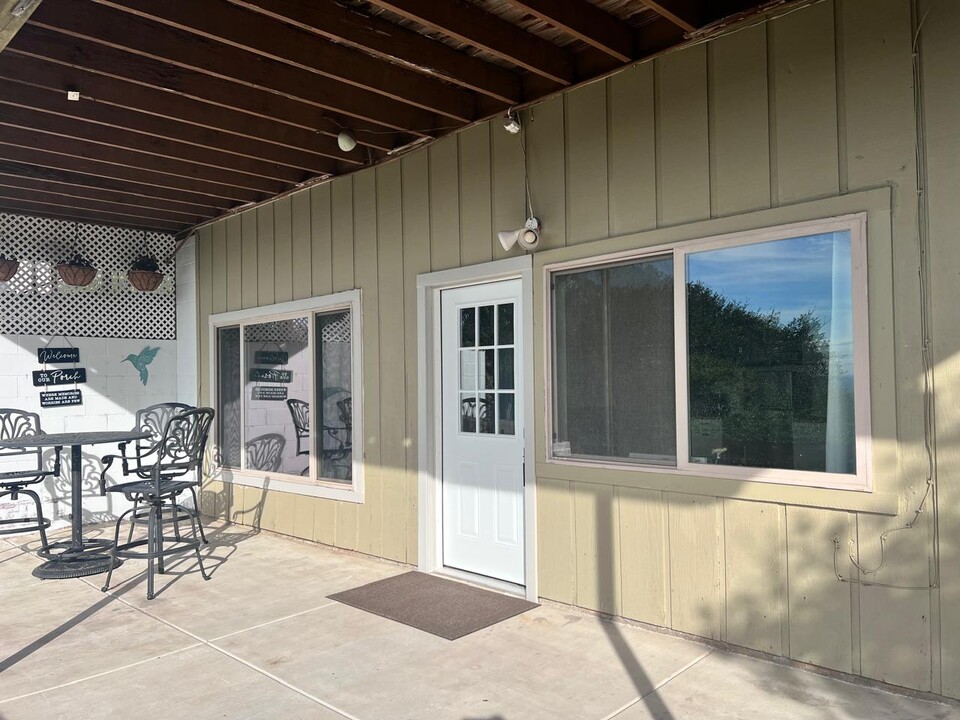 496 Carr Ave in Aromas, CA - Building Photo