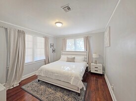 124 S California St in Montgomery, AL - Building Photo