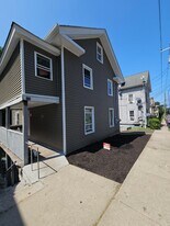 129 Willow St in Meriden, CT - Building Photo