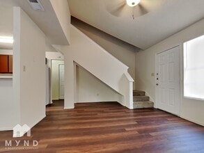 2214 Creekside Ln in Georgetown, TX - Building Photo - Building Photo