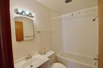 407 4th Ave E in West Fargo, ND - Building Photo - Building Photo