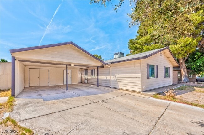 5243 Orinda Ave in Las Vegas, NV - Foto de edificio - Building Photo