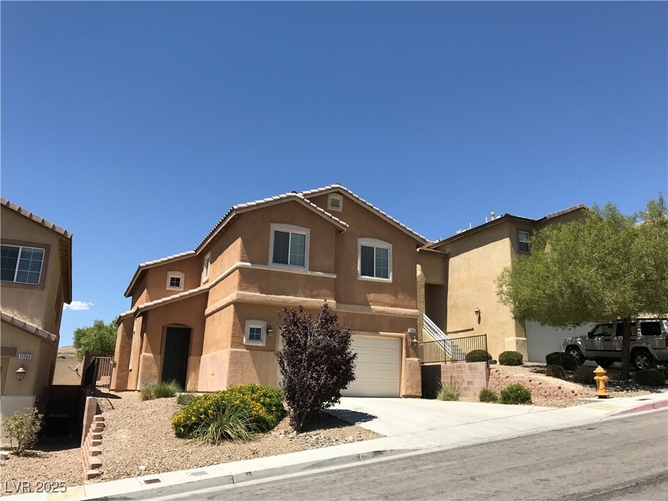 11255 Dahlia Grove St in Las Vegas, NV - Building Photo