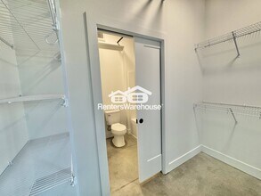 2701 Ingersoll Ave in Des Moines, IA - Building Photo - Building Photo