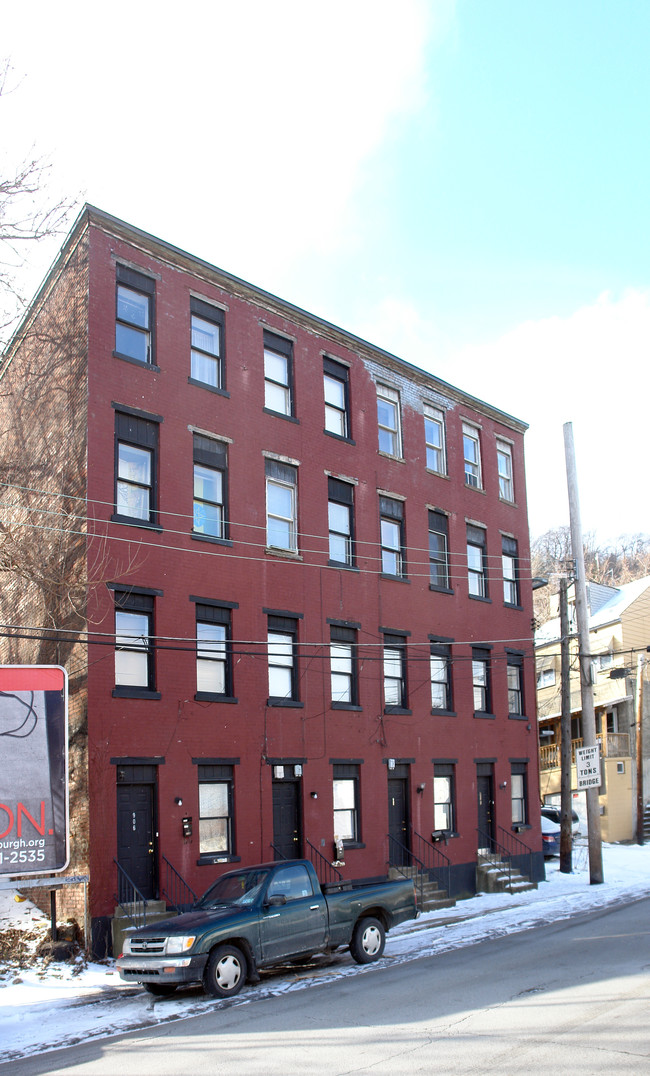 900 Pj Mcardle in Pittsburgh, PA - Building Photo - Building Photo