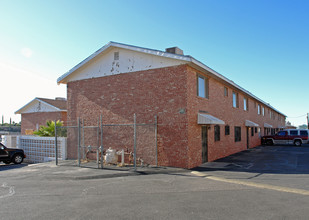 Cliff Terrace & On the Hill Apartments in El Paso, TX - Building Photo - Building Photo