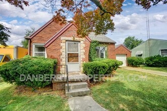 347 Darrow Ave in Toledo, OH - Building Photo - Building Photo