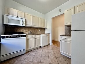 590 Fort Washington Ave in New York, NY - Building Photo - Building Photo