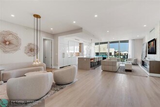 500 SE Mizner Blvd in Boca Raton, FL - Building Photo - Building Photo