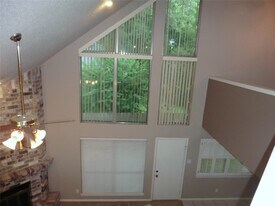 3607 Duncaster Dr in Missouri City, TX - Building Photo
