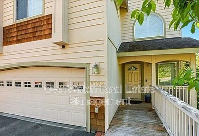 9198 Eagle River Ln in Anchorage, AK - Building Photo - Building Photo
