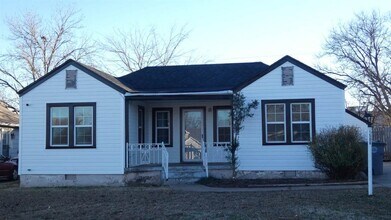 1506 NW Arlington Ave in Lawton, OK - Building Photo - Building Photo