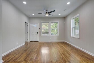 807 Gilbert St SE in Atlanta, GA - Building Photo - Building Photo