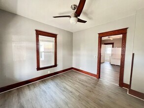 545 17th Ave in Moline, IL - Building Photo - Building Photo