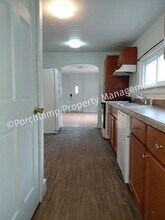 5038 Carson Ave SW in Grand Rapids, MI - Building Photo - Building Photo