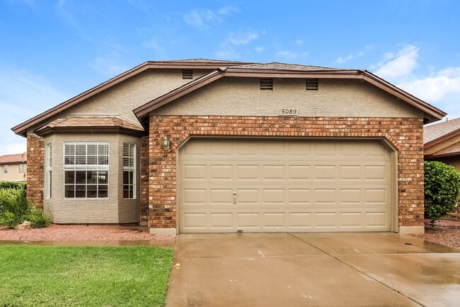 property at 5089 W Saragosa St